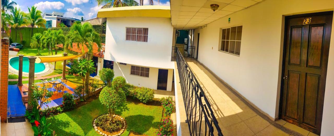 Antiguo Cuscatlán Hotel Santa Elena מראה חיצוני תמונה