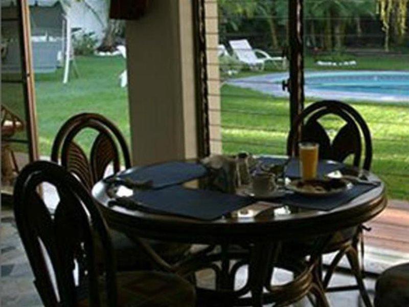 Antiguo Cuscatlán Hotel Santa Elena מראה חיצוני תמונה