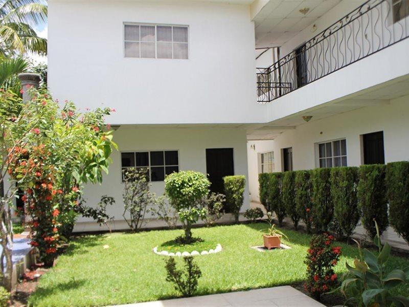 Antiguo Cuscatlán Hotel Santa Elena מראה חיצוני תמונה