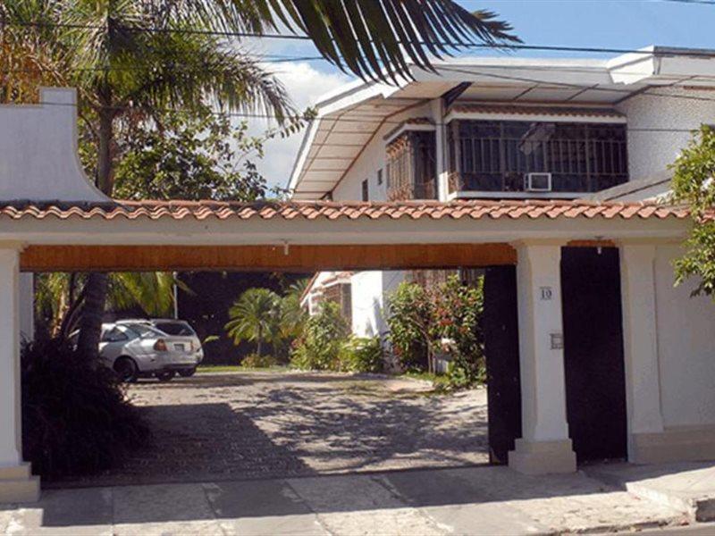 Antiguo Cuscatlán Hotel Santa Elena מראה חיצוני תמונה