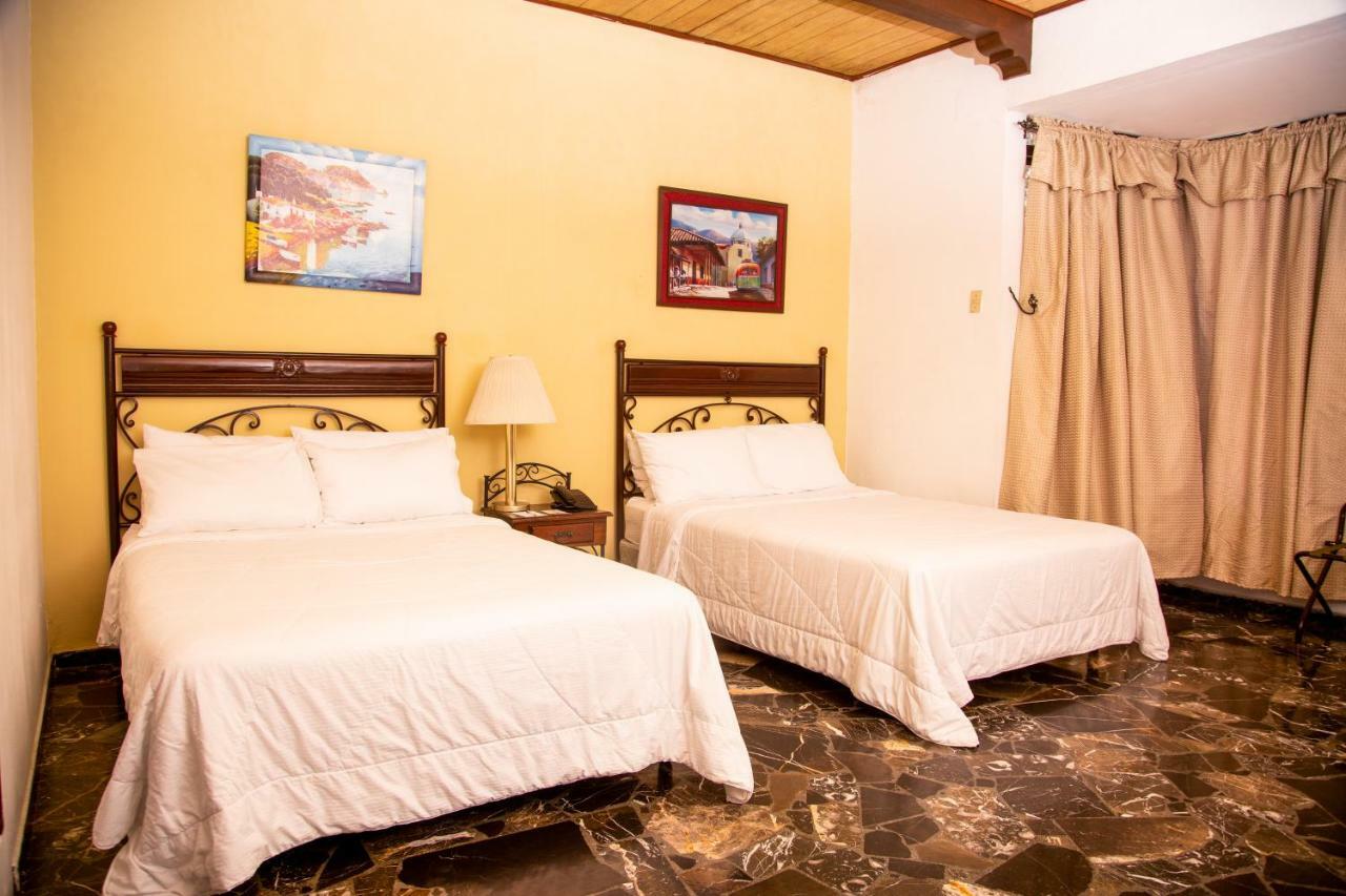Antiguo Cuscatlán Hotel Santa Elena מראה חיצוני תמונה